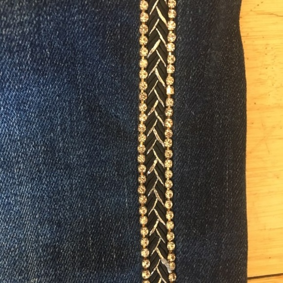 NWT { Zara } Skinny Jeans w/ Jewel Side Stripe - Picture 4 of 7
